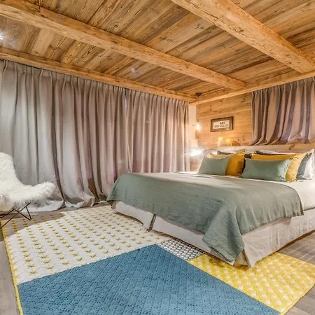 Lovely Chalet With Pool * Courmayeur